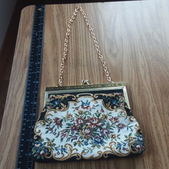 COPY - Tapestry purse - Picture 9 of 12